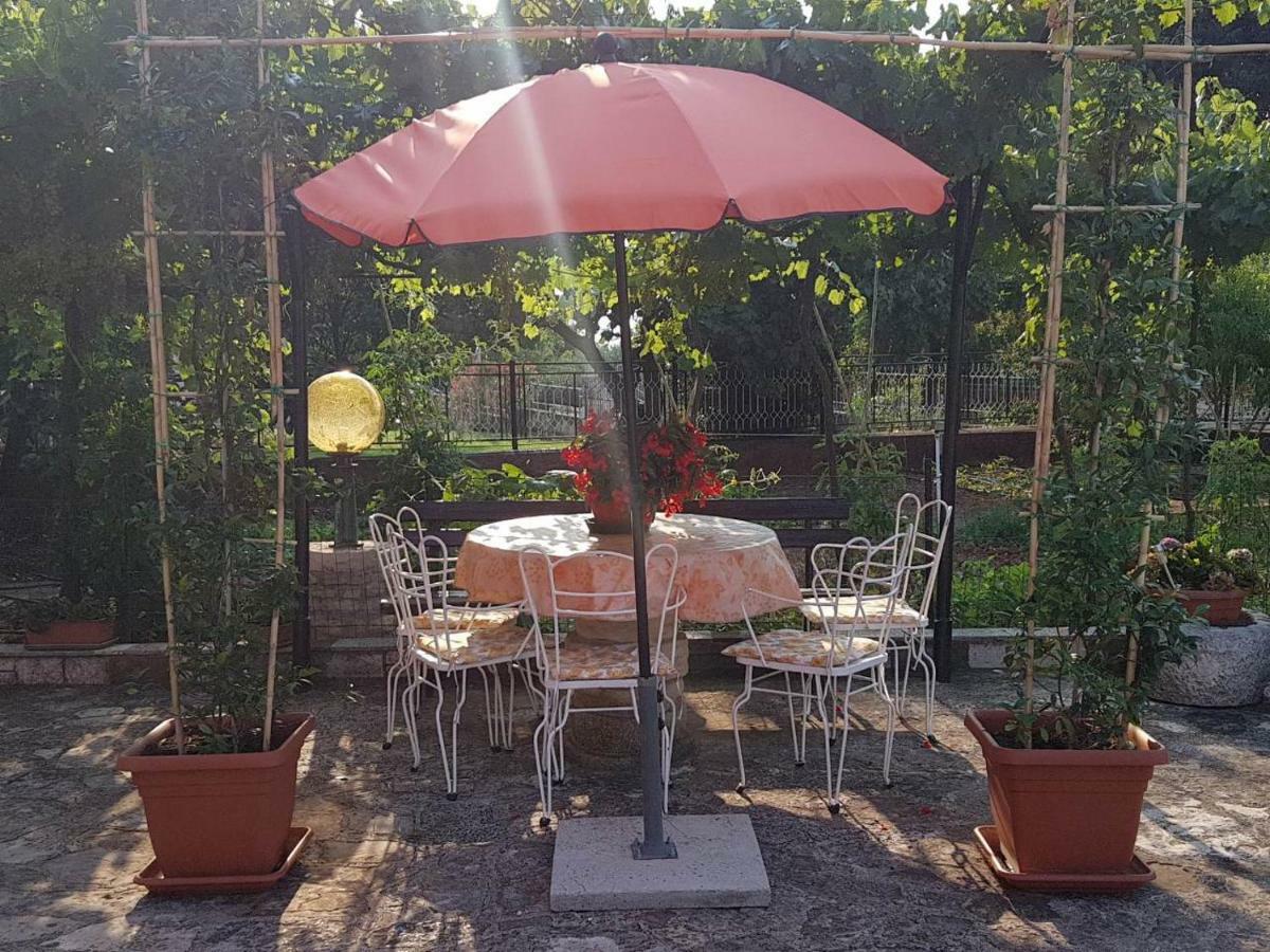 Apartment Parenzana Bibali 65 A 52460-Buje Kültér fotó